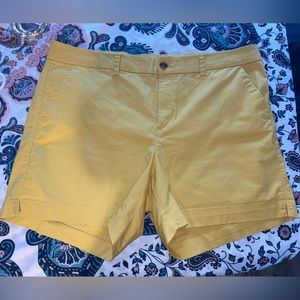 Yellow shorts (Old Navy)